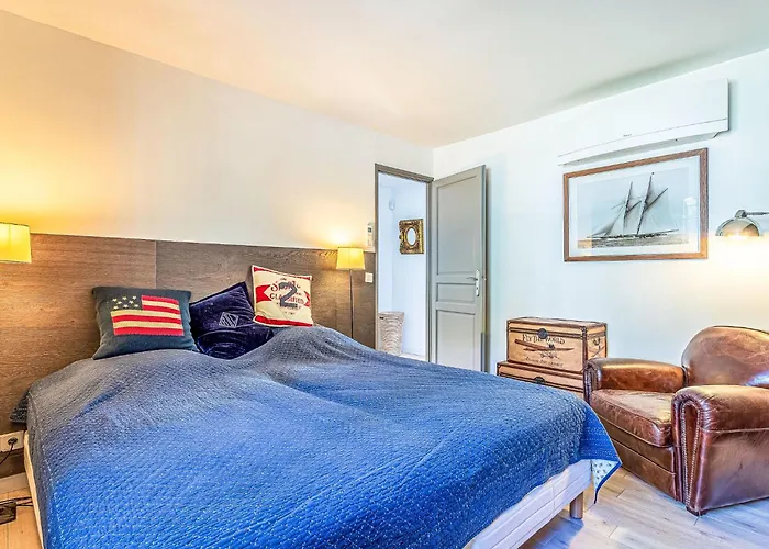 Du Canadel By Interhome Le Rayol-Canadel-sur-Mer